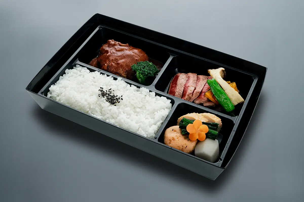 氷見牛ステーキ・ハンバーグ弁当